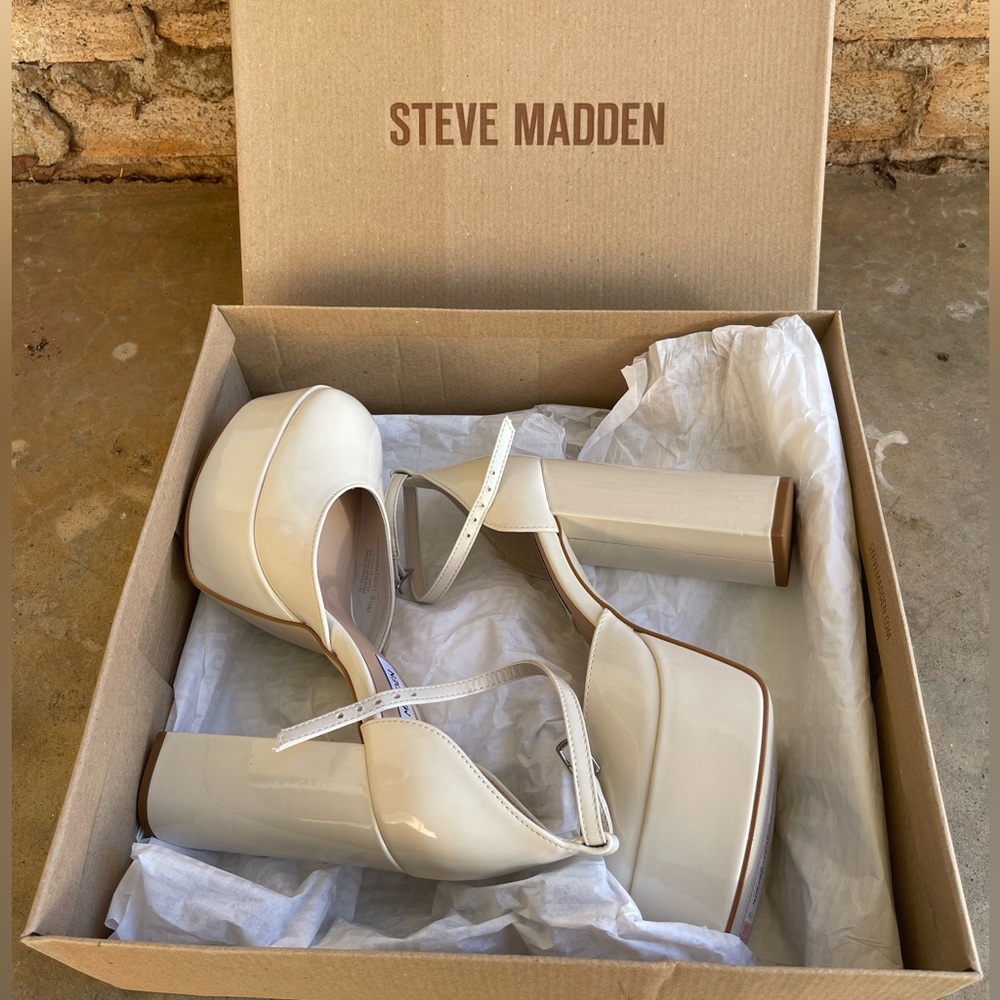 White Patent Platform Pumps